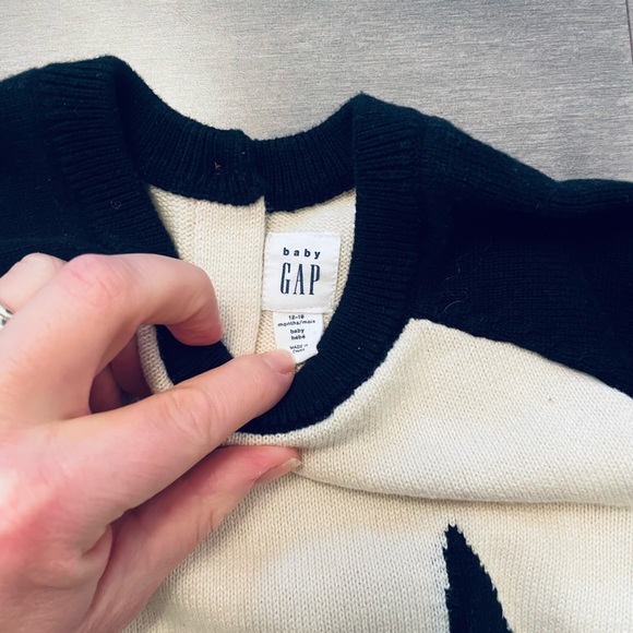 Baby Gap Bat Knot sweater - Picture 2 of 3